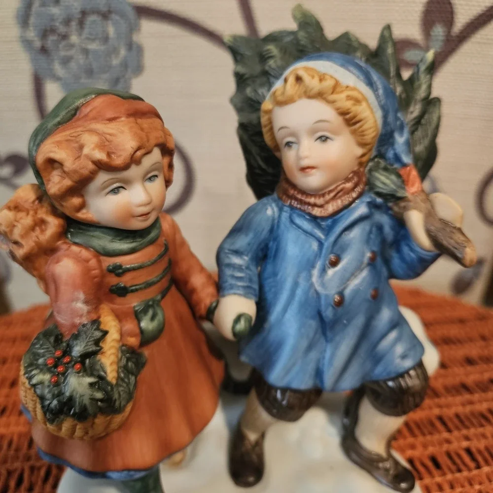 Avon 1981 Christmas Memories 